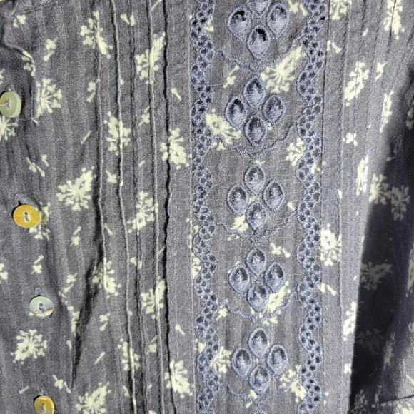 Love shack fancy embroidered eyelet lace floral button blouse purple small - Picture 5 of 9